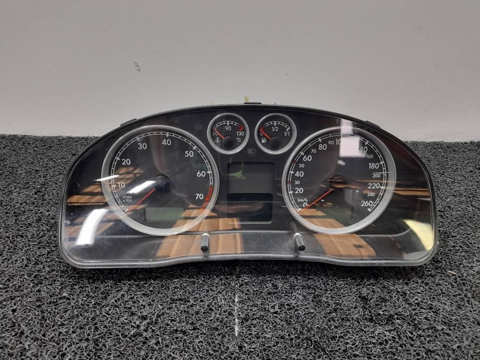 Quadrante Volkswagen Passat Berlina 3B3