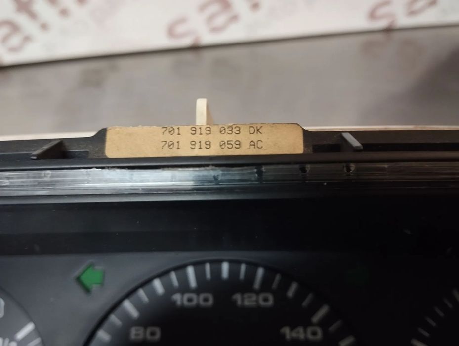 QUADRANTE VOLKSWAGEN TRANSPORTER T4 2.4D REF. 701919033DK 701919059AC