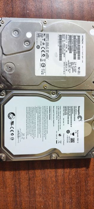 Жорсткий диск Seagate Hitachi HDD 500 1000 GB 3.5