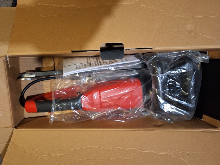 Piła pilarka elektryczna 2000w