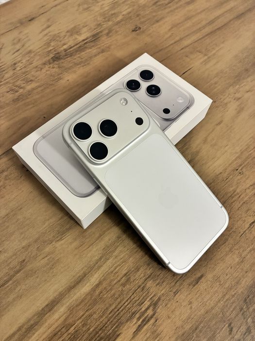 IPhone 17 Pro muito novo