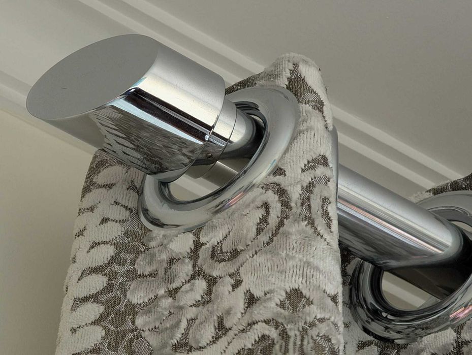 Conjunto de cortinados com pendentes