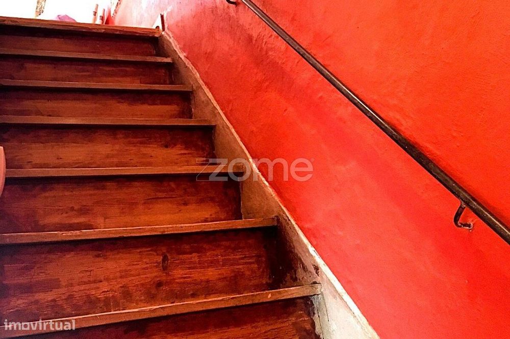 Duplex T1 Remodelado no Coração da Baixa de Setúbal | 90 m²