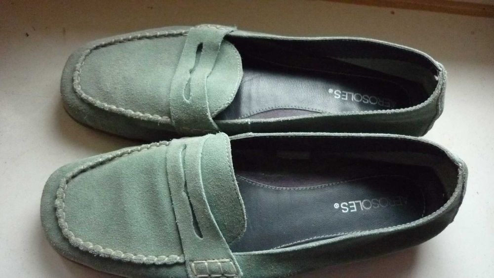 Aerosoles- skórzane damskie mokasyny  r; 42