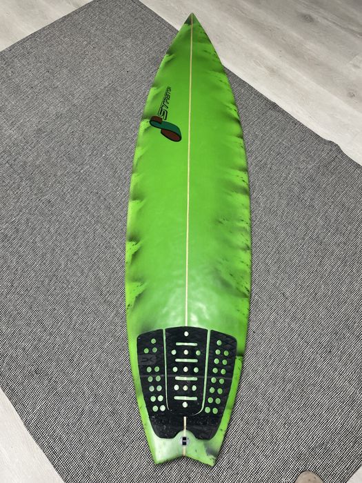 Prancha Stretch 5’9 swallow