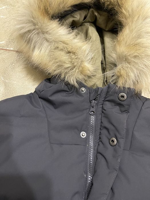 Пуховик Zara для хлопчика 134-140 р на 8-9 р колір темно сірий