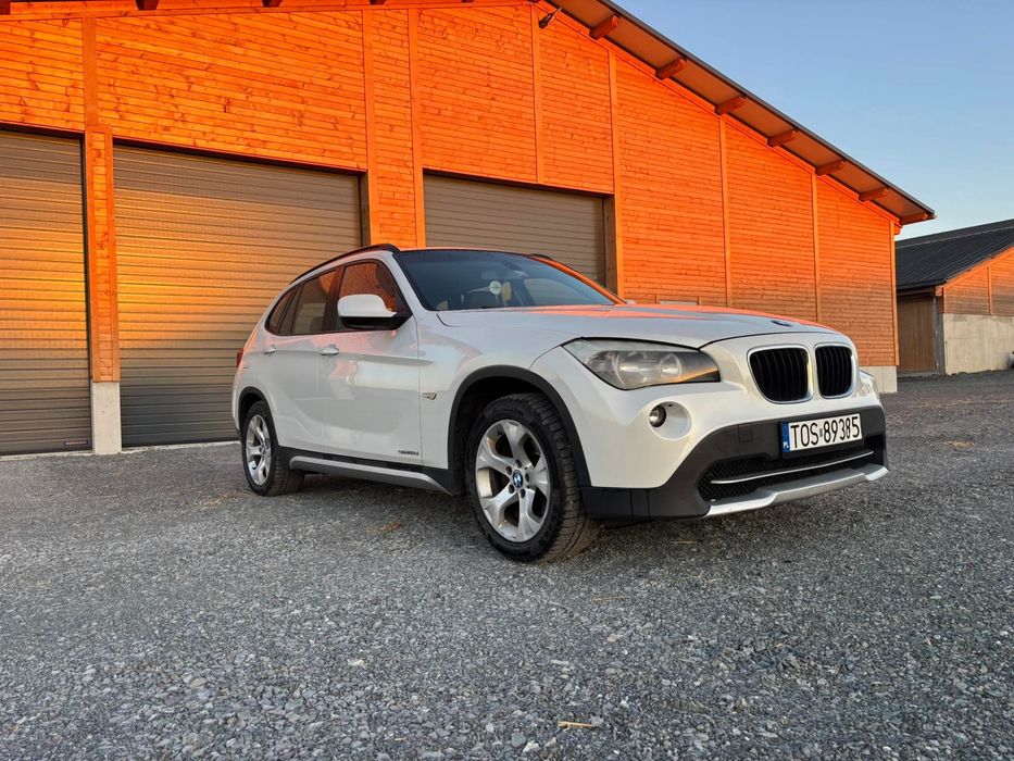 BMW X1 2.0d 143 KM | 2011 | Brązowa skóra | Ekran tablet