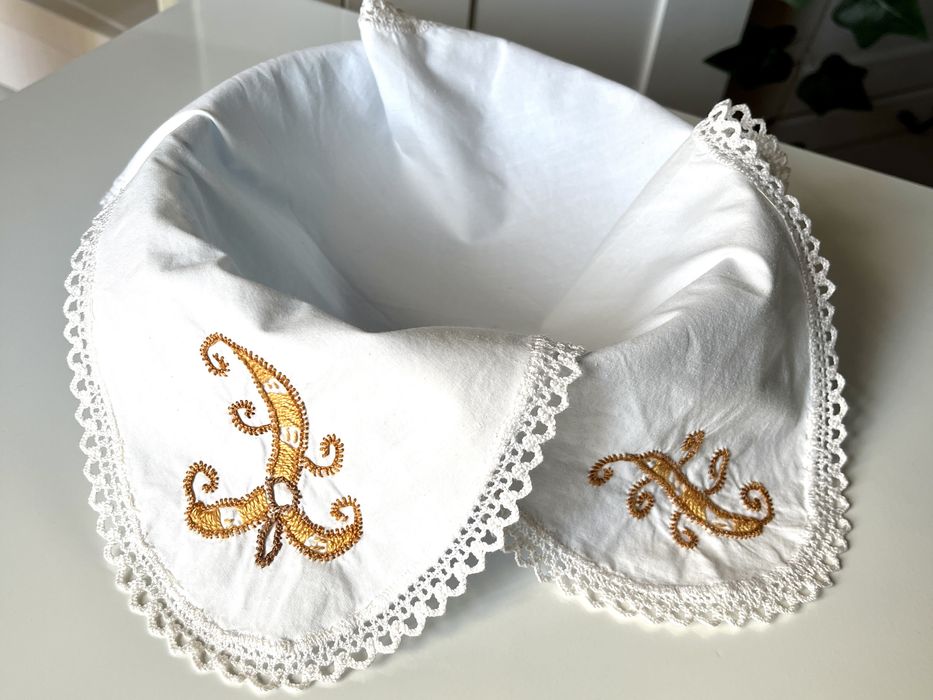 Pano para cesto do pão com bordado das Caldas