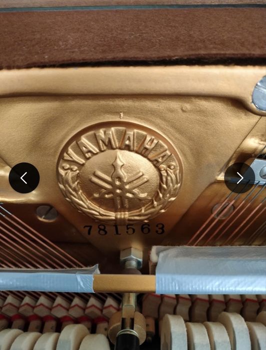 Yamaha M1 jak nowa nastrojona.