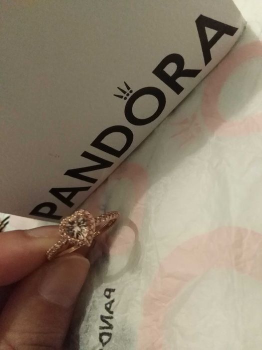 Vendo anel  pandora