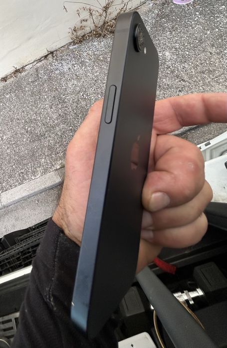 Iphone 16e 128GB estado novo. 400euros