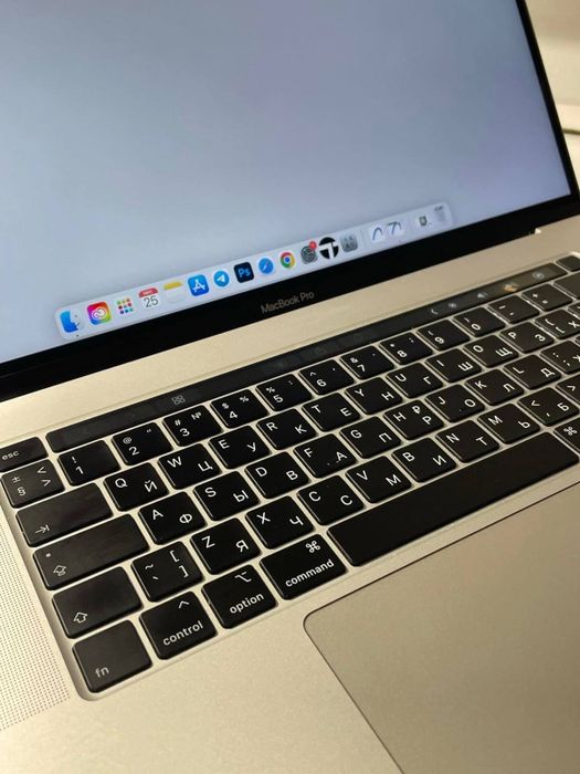Macbook pro 2019 intel7
