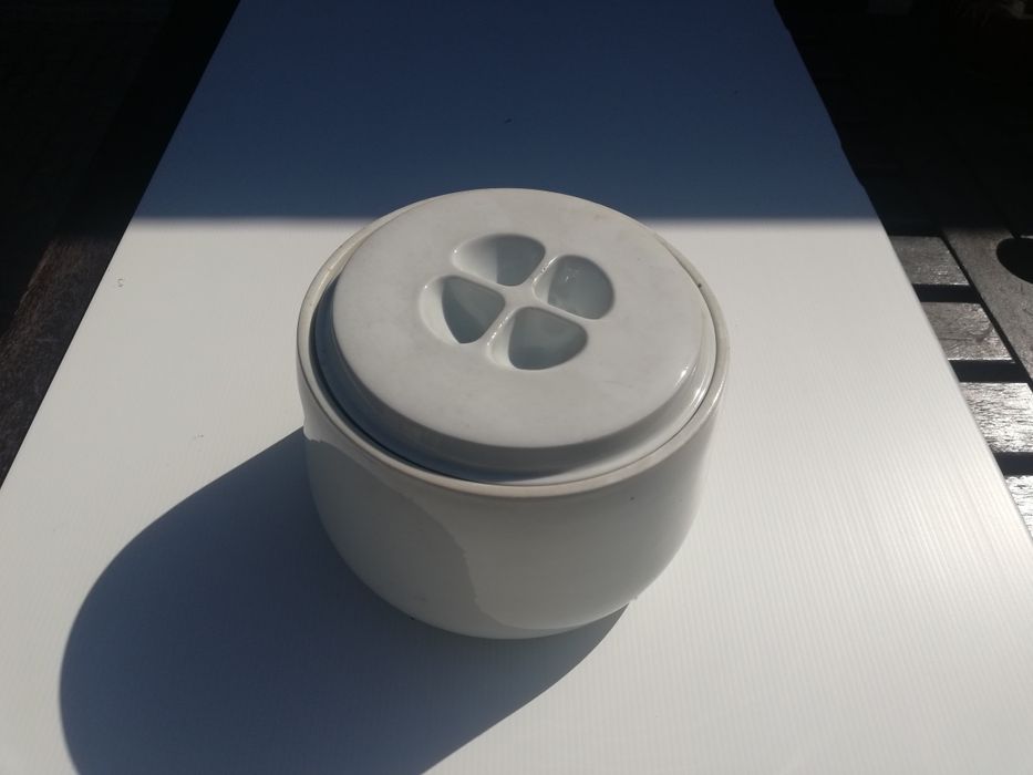 Taça em loiça branco