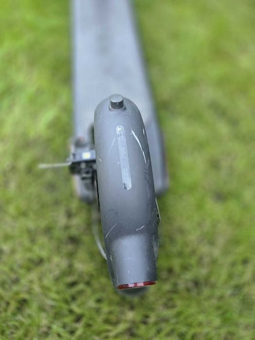 Xiaomi Electric Scooter 4 Pro NE + Ładowarka