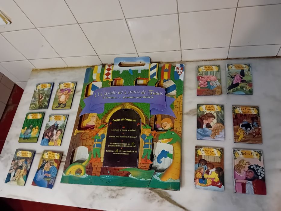 Colecção 12 Livrinhos O Castelo de Contos de Fadas