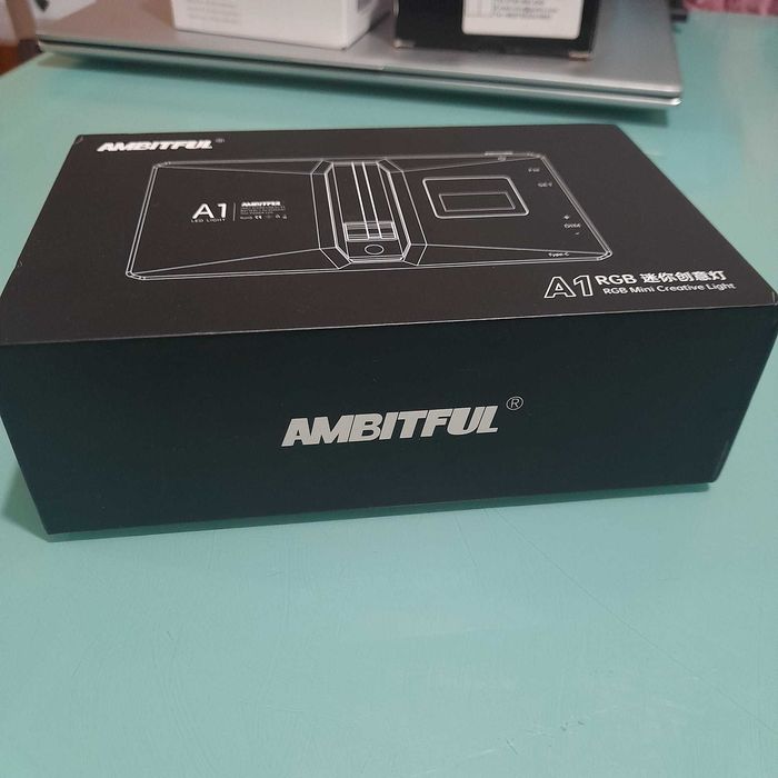RGB mini creative light (AMBITFUL A1) - como novo