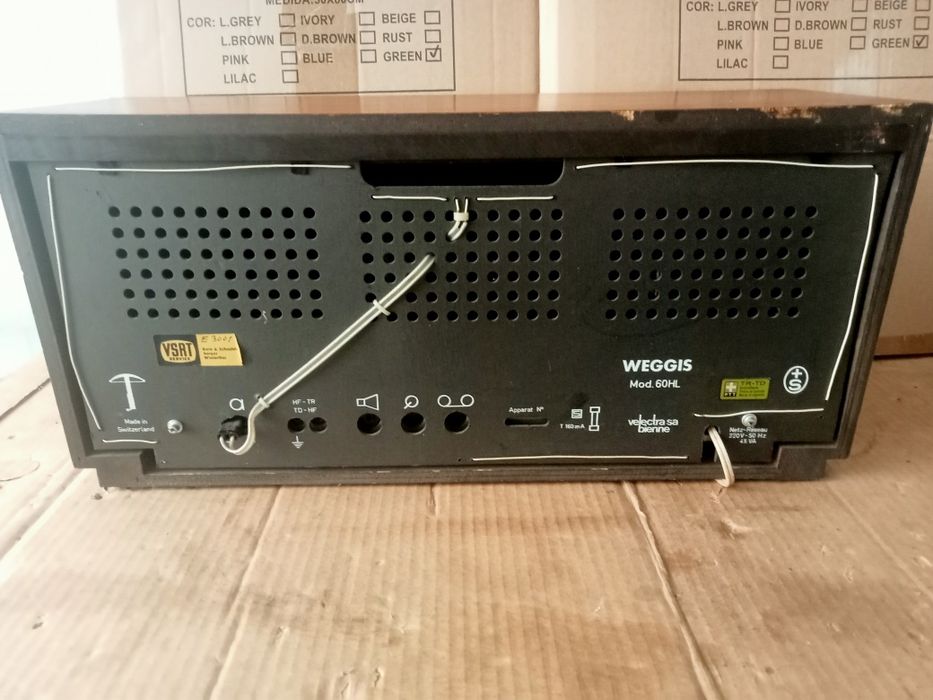 Rádio a válvulas