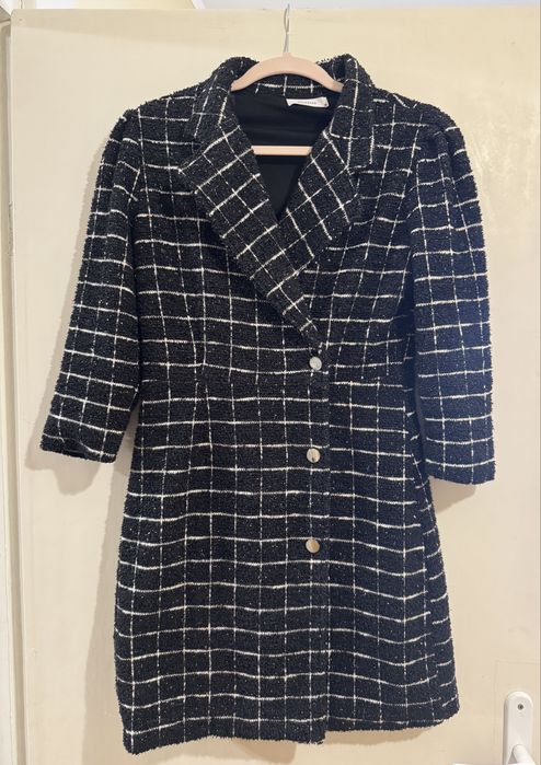 Продам святкові новорічні плаття сукні