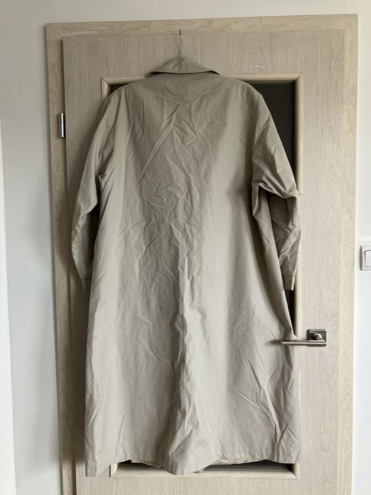 płaszcz trencz długi beżowy vintage Berghaus City