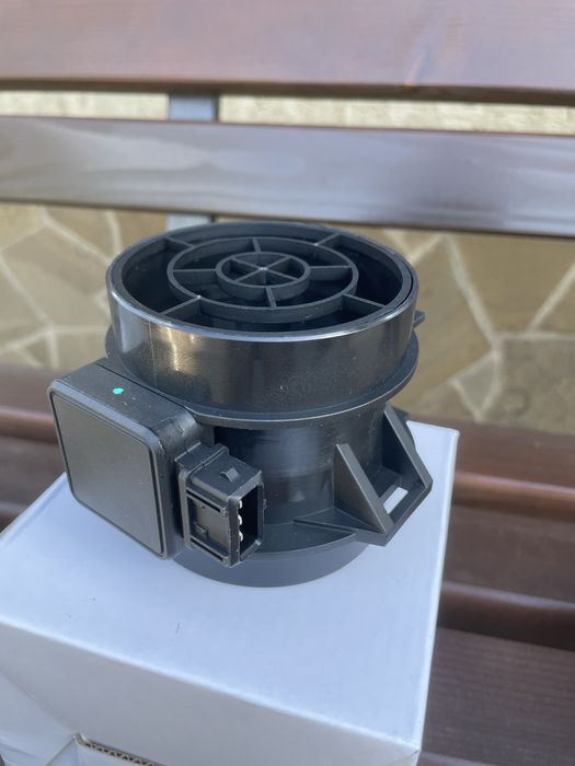 MHK100620 датчик потоку повітря (MAF) для Defender/Discovery TD5