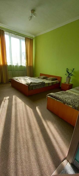 Подобово оренда житла в Берегово. 150 мет до термального бассейна