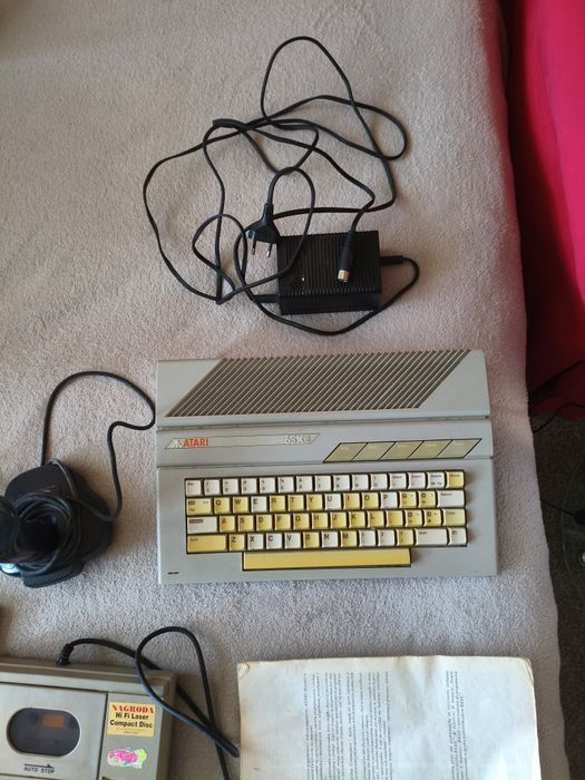 Atari 65 XE retro cały komplet sprawny