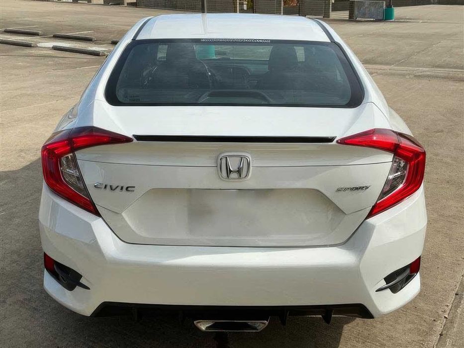 Honda Civic Sport      2020