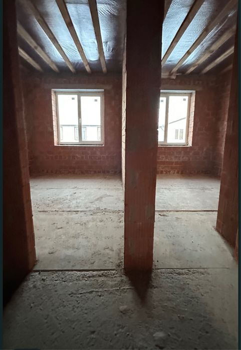 Танхаус в Стоянці!!! Біля садочку!