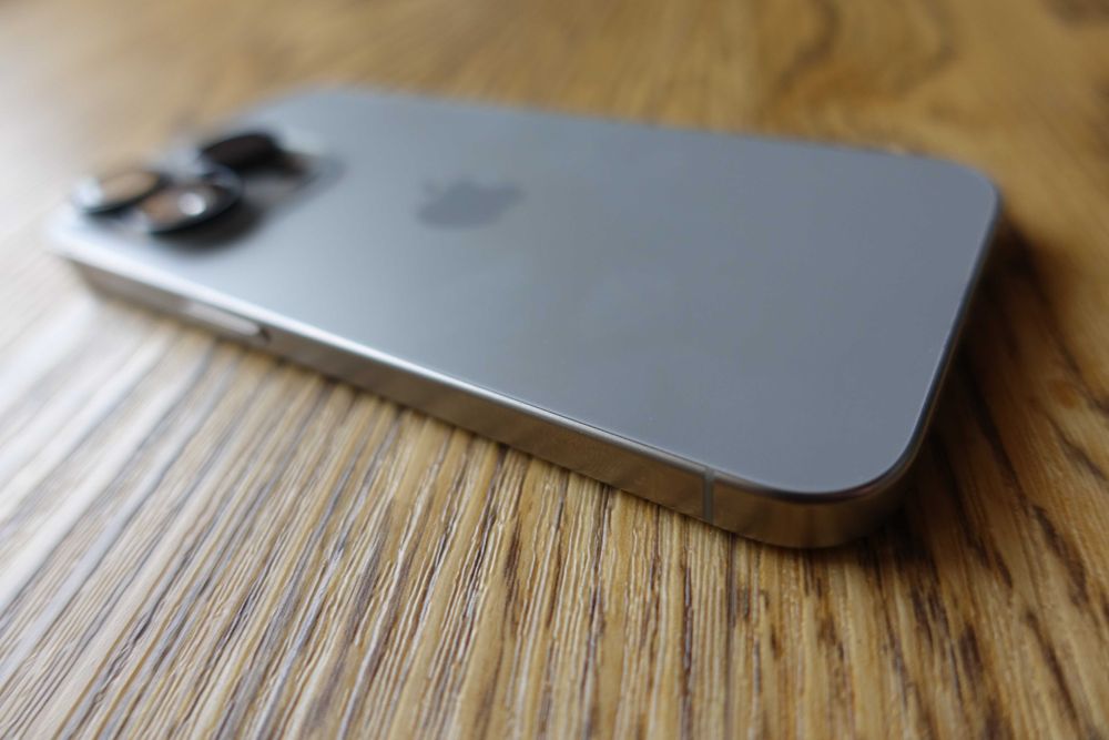 iPhone 15 Pro 128GB 90%