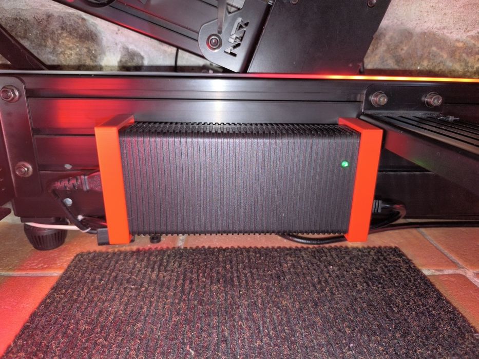 Fanatec suporte podium DD1