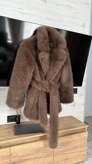 Шуба з поясом шоколадний колір