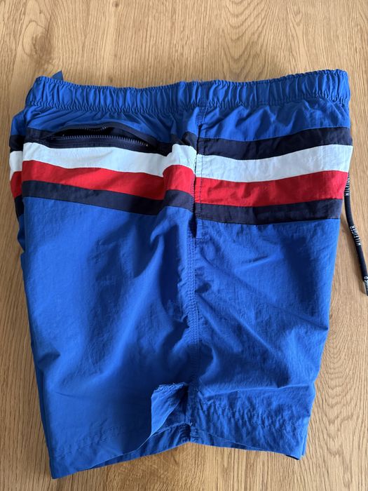 Tommy Hilfiger spodenki kąpielowe roz M super jakosc stan idealny
