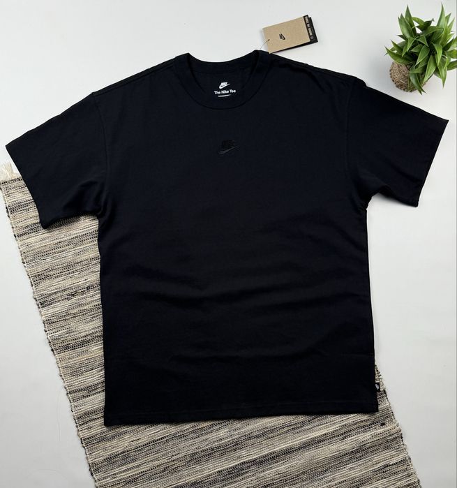 Футболка Nike Premium Essential Black DO7392-010