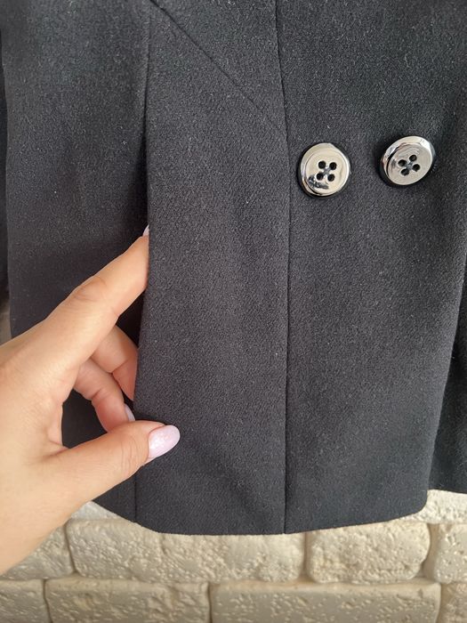Пальто чорне школа 7-8 років осінь zara куртка