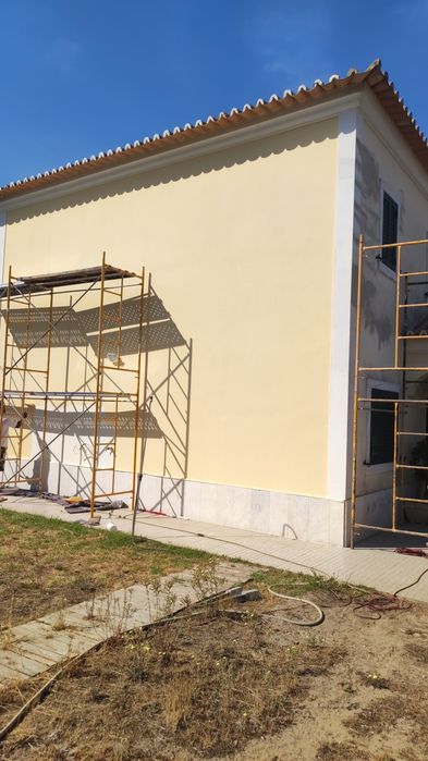Pintura e acabamentos