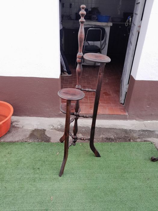 Floreiras vintage  são  3 diferentes