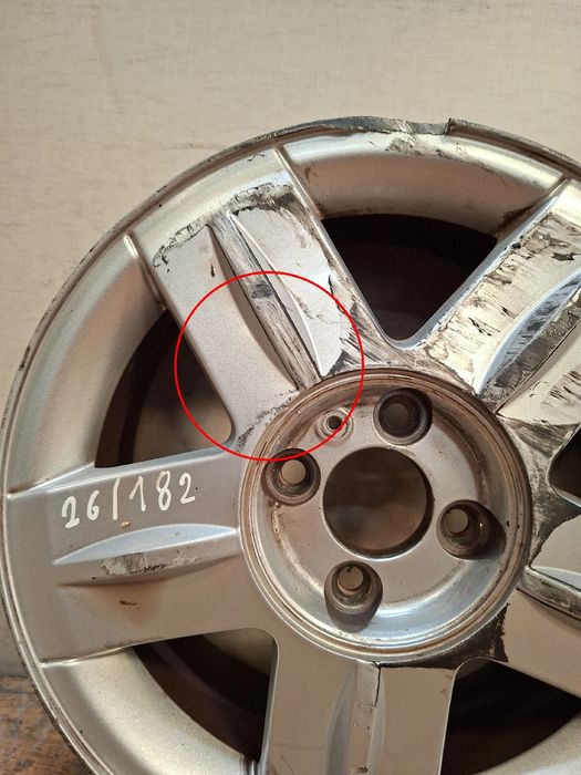 Jante trás direita RENAULT Clio II (BB0/1/2_, CB0/1/2_)