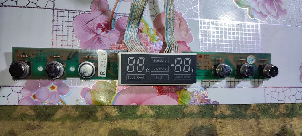 Холодильник Samsung Rl 33  (плата індексації).