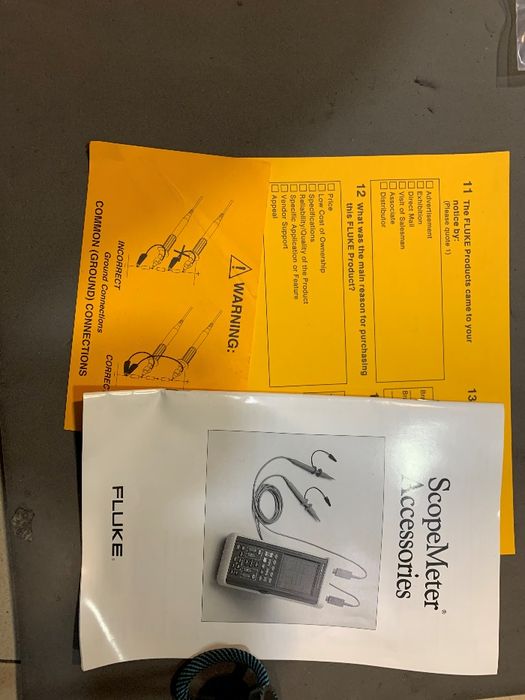 Philips Fluke PM97 50 MHz Digital Osciloscopio /Multimetro Portátil64584568588801122