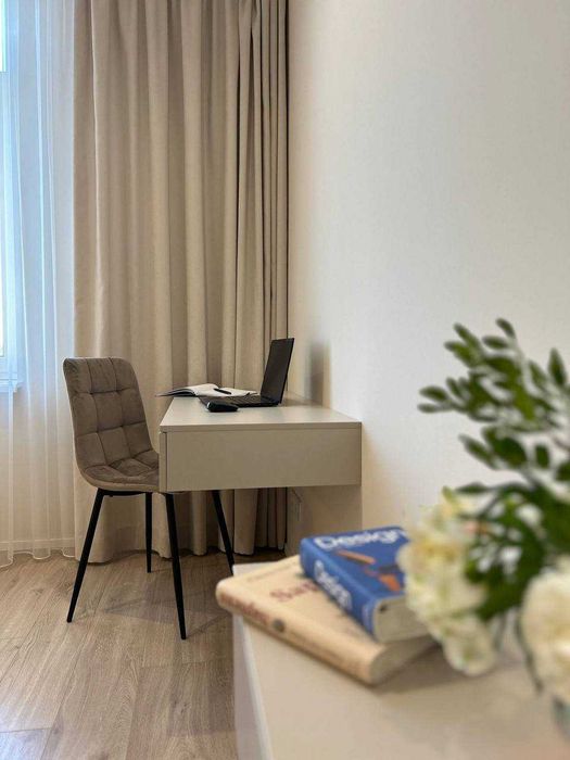 Здам квартиру на Краснова в ЖК Kadorr City, 65 перлина. Перша здача, своя, без посередників.  Дизайнерський ремонт, усі необхідні меблі та техніка.