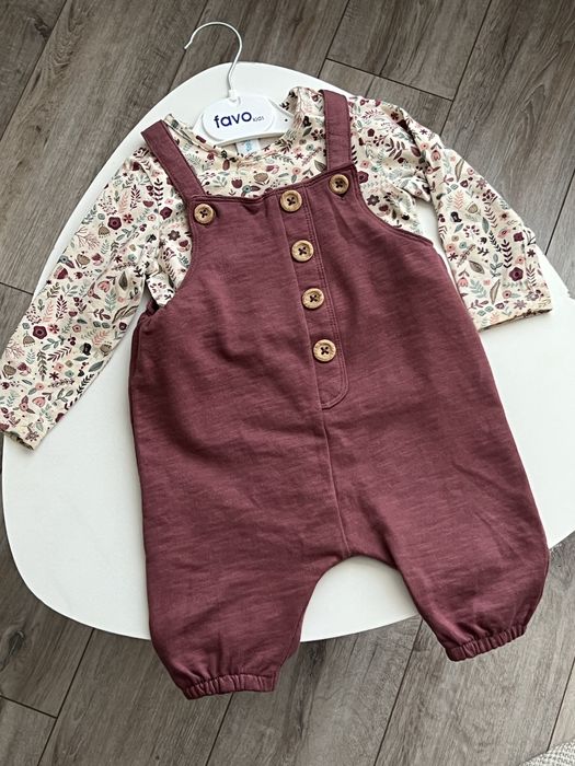 Костюм на дівчинку