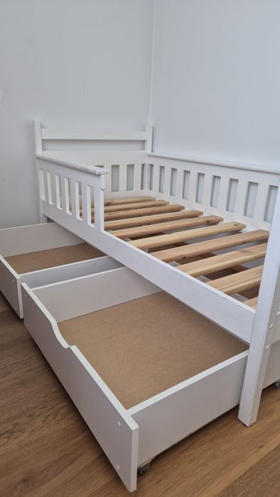 Drewniane Łóżko parterowe EMMA, (88x168)