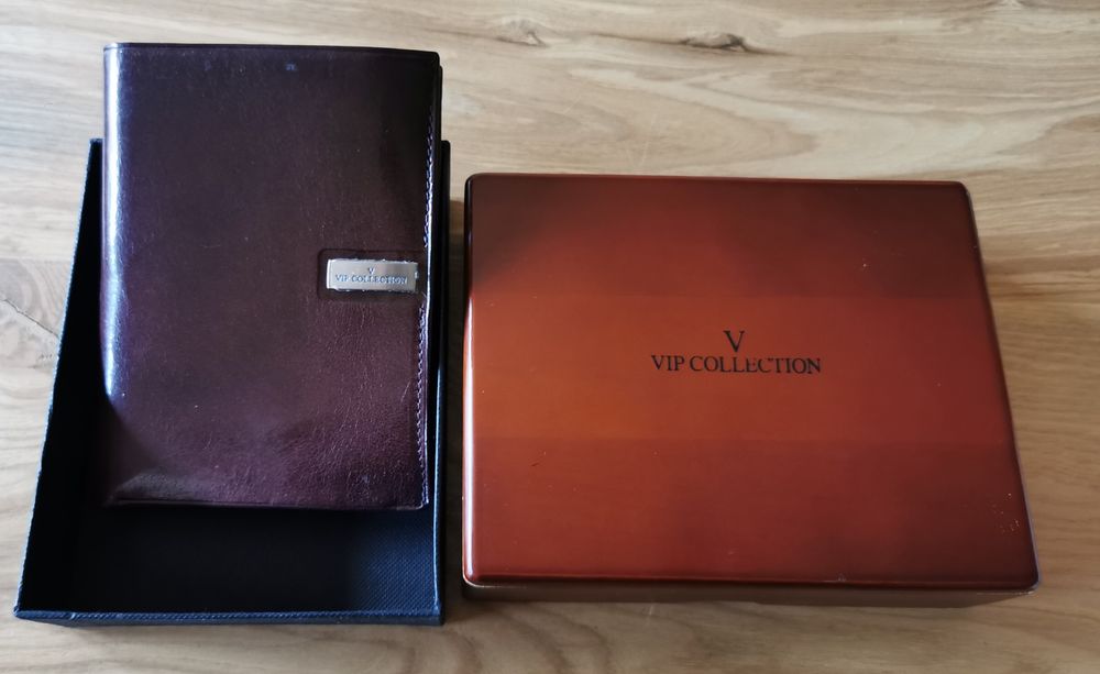 Vip Collection - portfel męski w oryginalnym pudełku prezentowym.