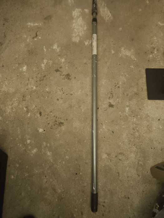 Kij teleskopowy malarski