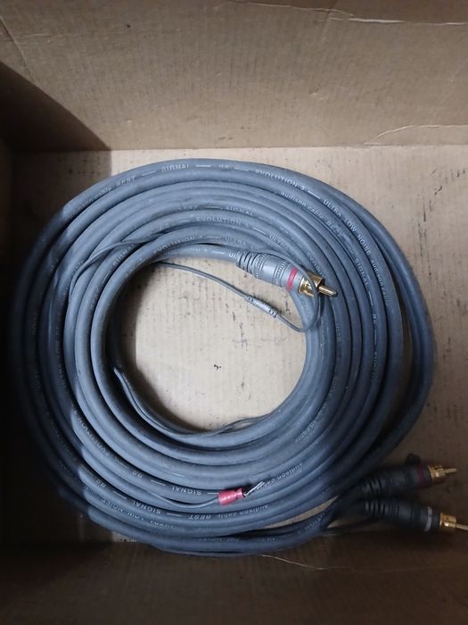 Cabo rca + cabos 12v som auto