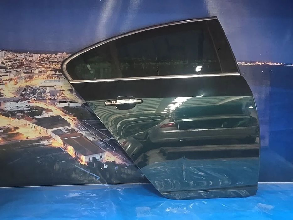 Porta traseira direita para opel insignia  Hatchback 2010- EPC