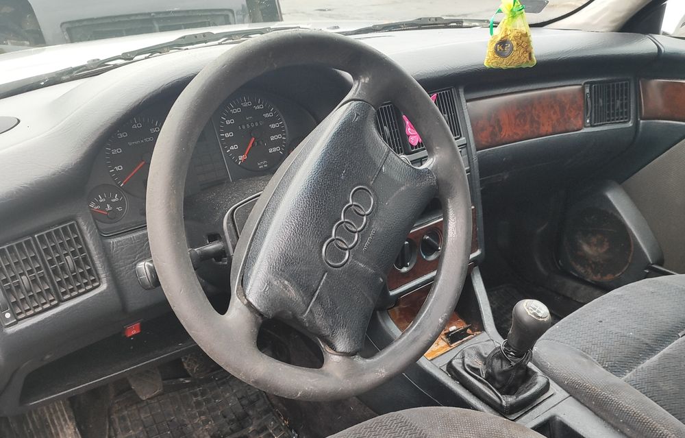 Audi 80 kierownica