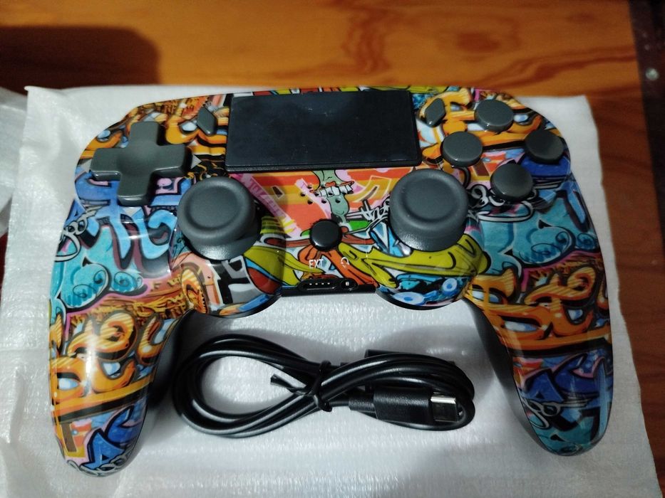 Comando NOVO PS4, PS3 e PC sem fios wireless Bluetooth, cabo incluído