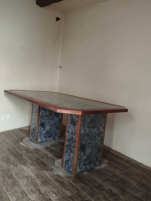 Mesa grande, robusta e duradoura