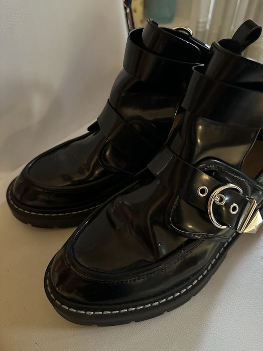Botas